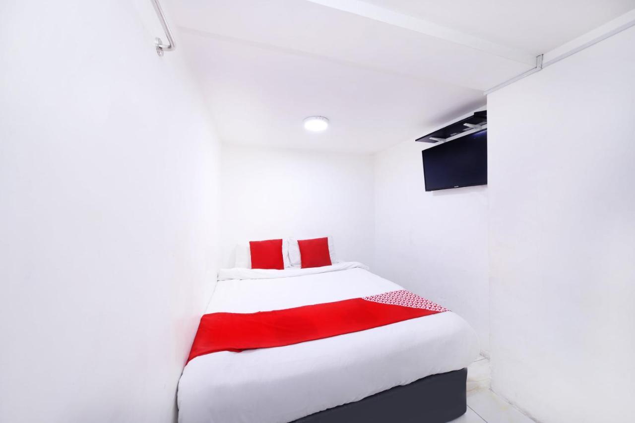 Oyo 334 Everest Hotel Куала Лумпур Екстериор снимка
