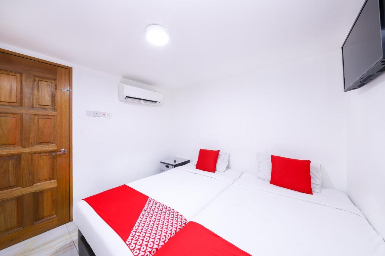 Oyo 334 Everest Hotel Куала Лумпур Екстериор снимка