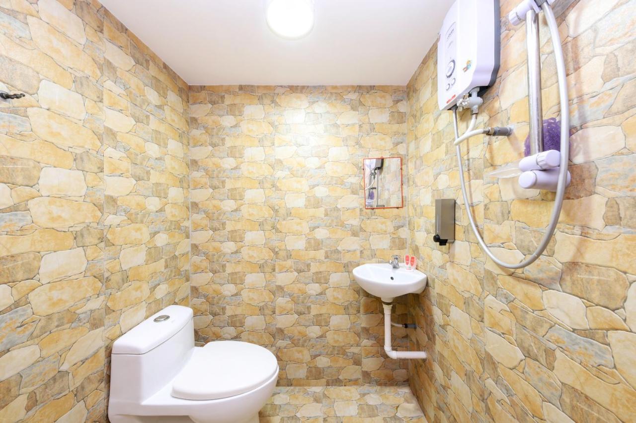 Oyo 334 Everest Hotel Куала Лумпур Екстериор снимка
