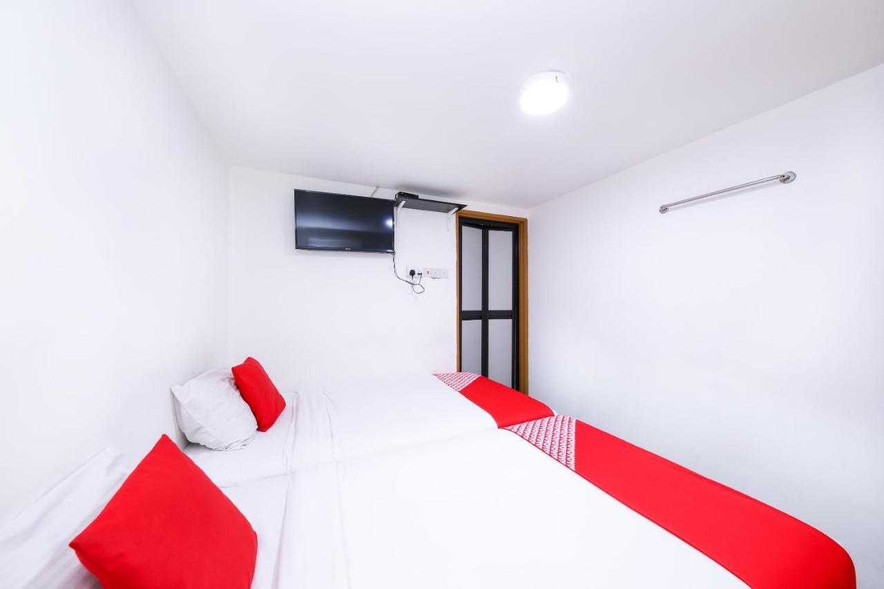 Oyo 334 Everest Hotel Куала Лумпур Екстериор снимка